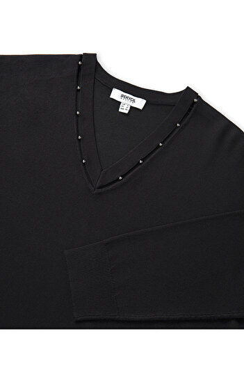 İpekyol Metal aksesuarlı cutout triko