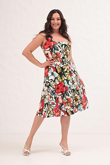Truva XXL Comfort and Elegance with You in This Plus Size Dress with Floral Print and Thick Straps!