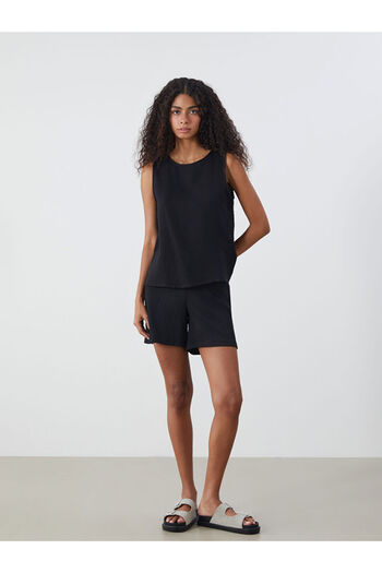 LC Waikiki Sparkling Selections from Shining Store |   Textured Women's Shorts with Elastic Waistband