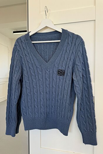 MAGARDE Pulover Brodat Original ALBASTRU cu decolteu in V