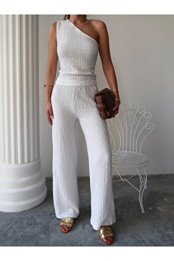 Paw Garage Women's Morgan White Seersucker Fabric Single Shoulder Strap Blouse-Pants Double Suit