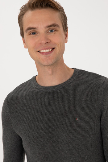 U.S. Polo Assn. Men's Anthracite Melange Basic Sweater 50313667-Vr081