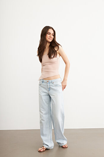 Bipantolon Women's Gathered Asymmetrical Strapless Powder Blouse