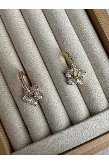 ringbox Gold Çiçekli Sallantılı Halka Küpe