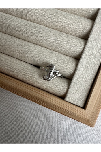 ringbox Silver Colored Steel Tarnish Free Seahorse Ring