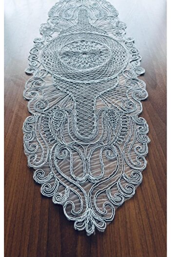 Cardea Home Collection Kordone Embroidery Souffle Runner