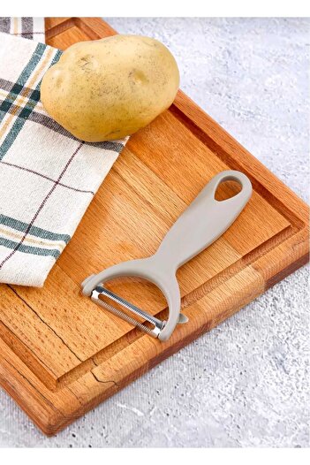 Se Yank Haus Practical Fruit & Vegetable Peeler with Stainless Steel Blade, Ergonomic Handle