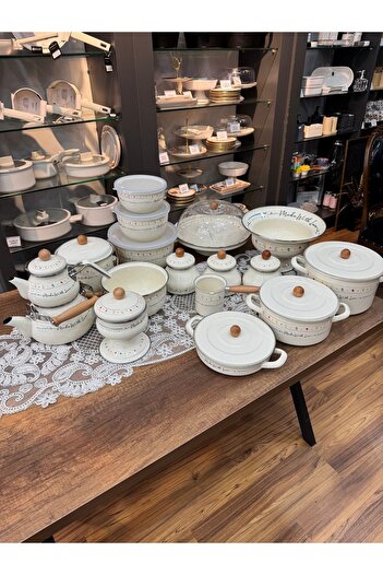 Santara Acar Made with Love Gorgeous Dowery Set Made of 12 Separate Products