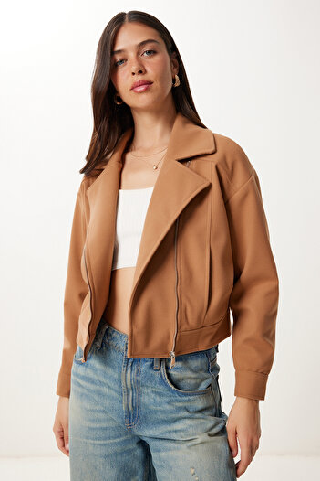 Happiness İstanbul Women's Camel Pocket Short Cashmere Jacket Dd01372
