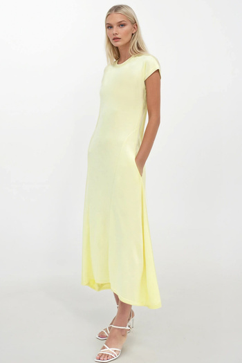 Trend Alaçatı Stili Women's Yellow Crew Neck Double Pocket Stitching Detail Sleeveless Modal Fabric Dress Alc-X14213