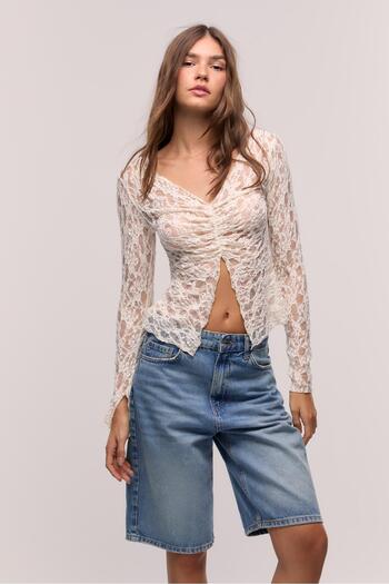 Stradivarius Uzun kollu dantel bluz
