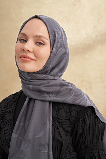 ARMANDA Baroq Pattern Bamboo Shawl - Smoked