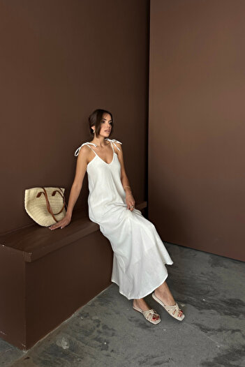 buğrahayalin Long Sleeve Muslin Dress with Straps - White