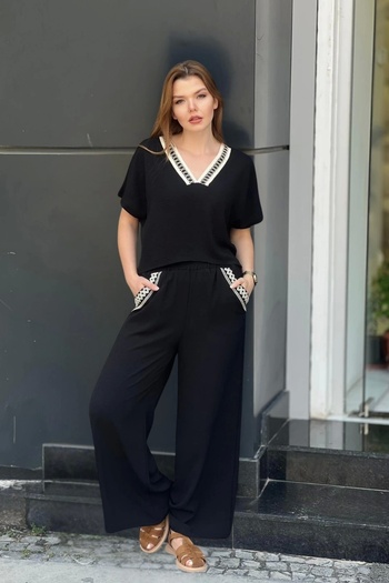 aytemas Collar and Pocket Knitted Stripe Detailed Suit