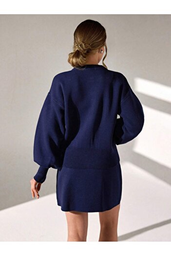 hidafashion Buttoned Skirt Knitwear Set