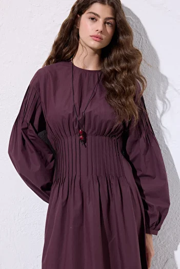 Manuka Belly Pleated Detailed Dress Plum