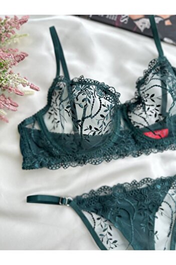 HappyZEY Emerald Green Embroidered Bralet (Bra&Tanga) Underwear Set