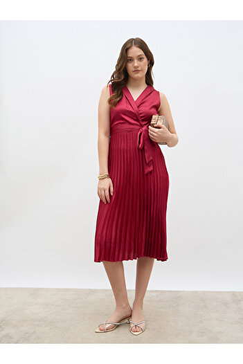 Styli Sleeveless Pleated A-Line Wrap Midi Dress