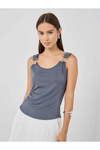 Styli Solid Buckle Detail Strappy Tank Top