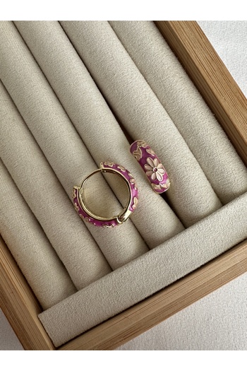 ringbox Flower Patterned Pink Enamel Hoop Earrings