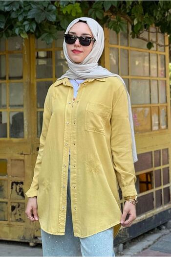 Moda Rosa 25Y7022 - Yellow - Star Embroidered Shirt