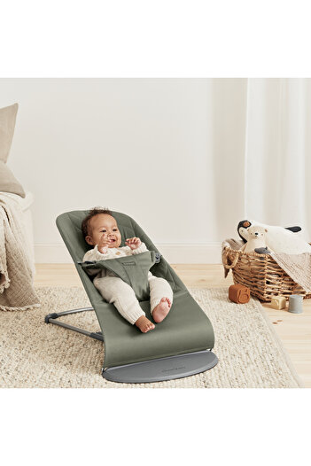 BabyBjörn BabyBjorn Bliss Dark Green rocking chair with delicate petal look, quilted fabric