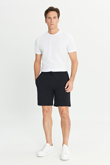 AC&Co / Altınyıldız Classics Men's Black Cotton Standard Fit Regular Cut Waist Tie Side Pocket Knitted Shorts