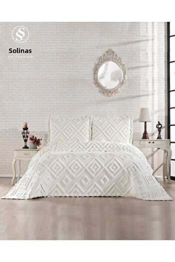 Solinas Collection Larin Cream Double Thin Pique Bedspread (250 cm X 250 cm)