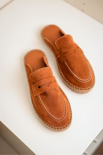 by selvi Lukka Shoes Bloom Честни кожени пантофи с гумена подметка Taba