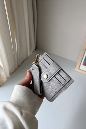 Yuka Atelier Velina Minimal Wallet with Keychain and Card Holder Detail