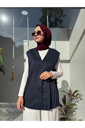 QOOQ STORE 25Ss609 Women's Serpent Vest with Stitching Detail Navy Blue