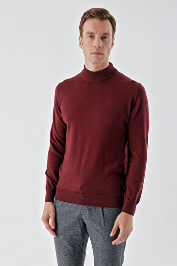 Morven Men's Dark Claret Red Basic Half Turtleneck Dynamic Fit Relaxed Cut Knitwear
