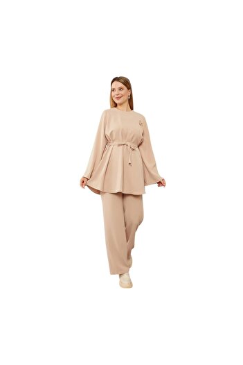 Levidor Double Suit with Embroidery Detail