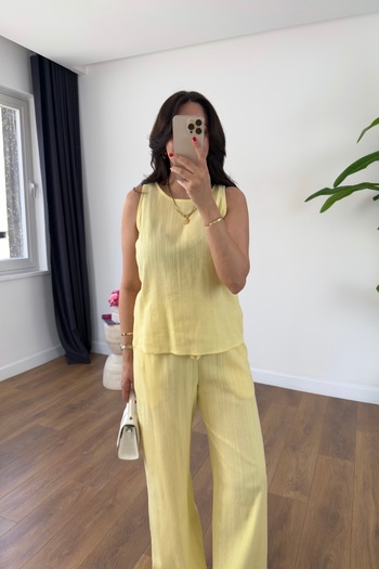 BİRCANÇİL Glow Yellow Linen Sleeveless Blouse Pants Set