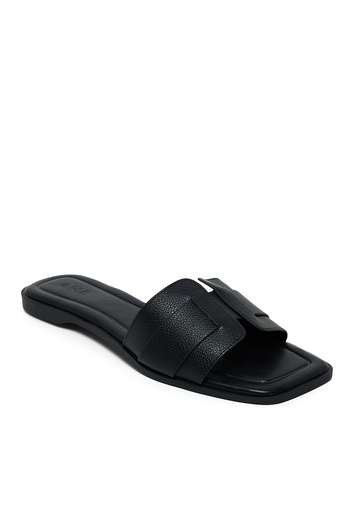 R&B Black WoMen's's Textured Flat Sandals