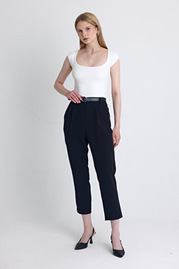 Rays Black High Waist Belted Carrot Cut Pants 6418A