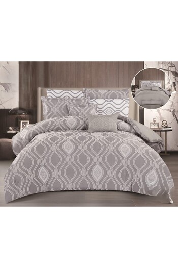 Mark A luxurious king-size double bed sheet to add beauty and elegance to your room accessories, made of microfiber, size 240*260 cm