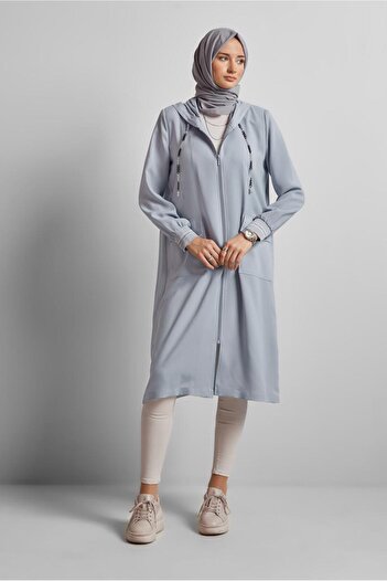 Alvina Wear a Hoodie 45598