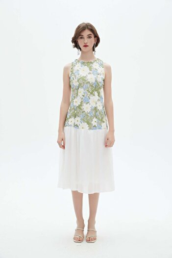Nichii Sleeveless Midi Dress with Back Zipper and Round Neck