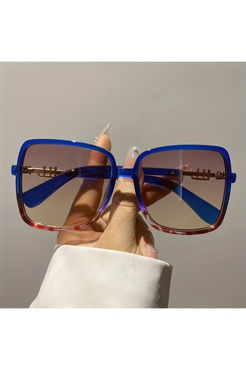 Choice Blue Retro Two-Tone Fashion Sunglasses - Lightweight Design, Oversized Blue & Red Frame, Gradient Le