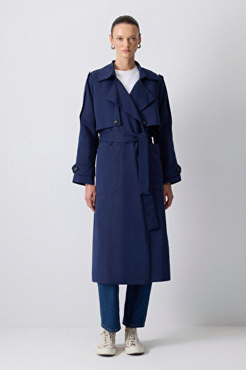 Touché Privé TRENCH COAT WITH EPAULETTE DETAIL