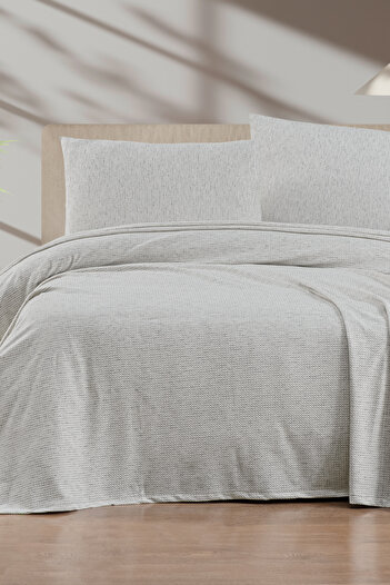 Noctiluca Crushed Textured 100% Cotton Pique Bedspread |   Breathable Sweatproof Summer Seasonal Cover