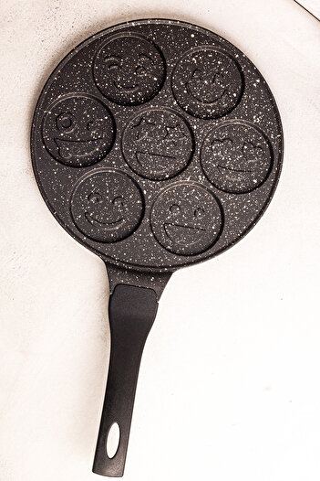 Snippy Panna - Cast Iron Emoji Pancake Pan 26 cm Pan