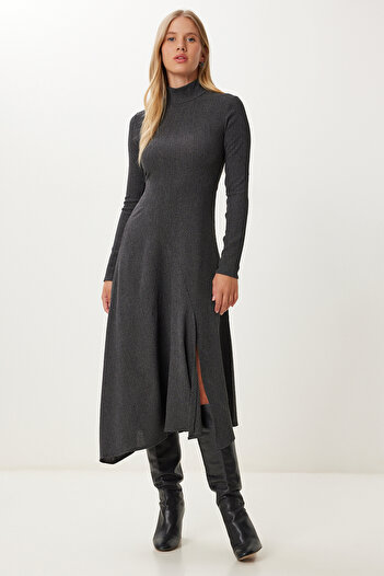 Happiness İstanbul Women's Anthracite Flounced Slit Midi Crinkle Dress Ub00413
