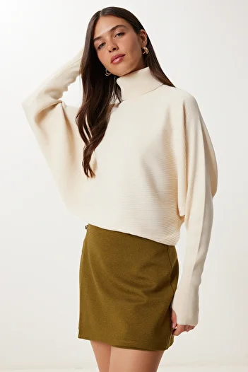 Happiness İstanbul Women's Cream Finger Snap Crop Ribbed Knitwear Sweater Mx00238