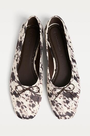 Stradivarius Animal print ballet flats
