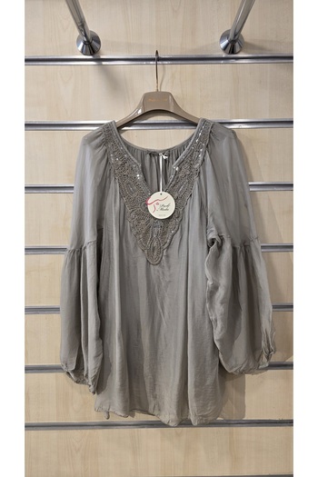 Park Moda Italian Silk Blouse Collar with Lace Sequin Detail