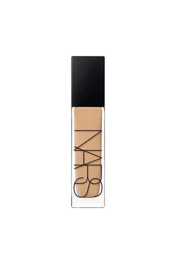 Nars Natural Radiant Longwear Foundation BARCELONA