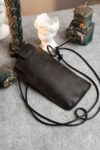 TROYACRAFT Handmade Leather Phone Bag - Perge