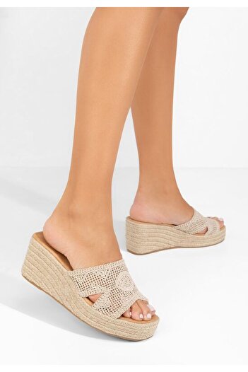 B T Shoes Carlena beige platform slippers
